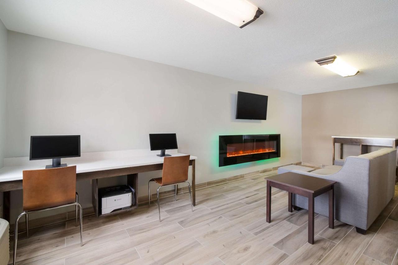 Econo Lodge Уиллистон Экстерьер фото